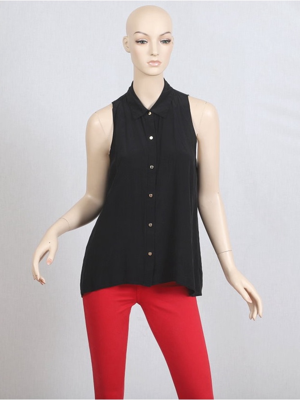 Juicy Couture Black Sleeveless Button-Down 100% silk Shirt